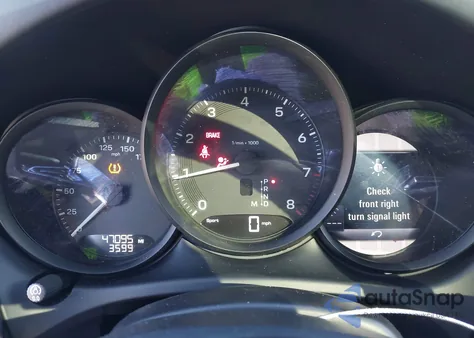 2022 Porsche Macan z USA, uszkodzony, nr VIN WP1AA2A50NLB10218